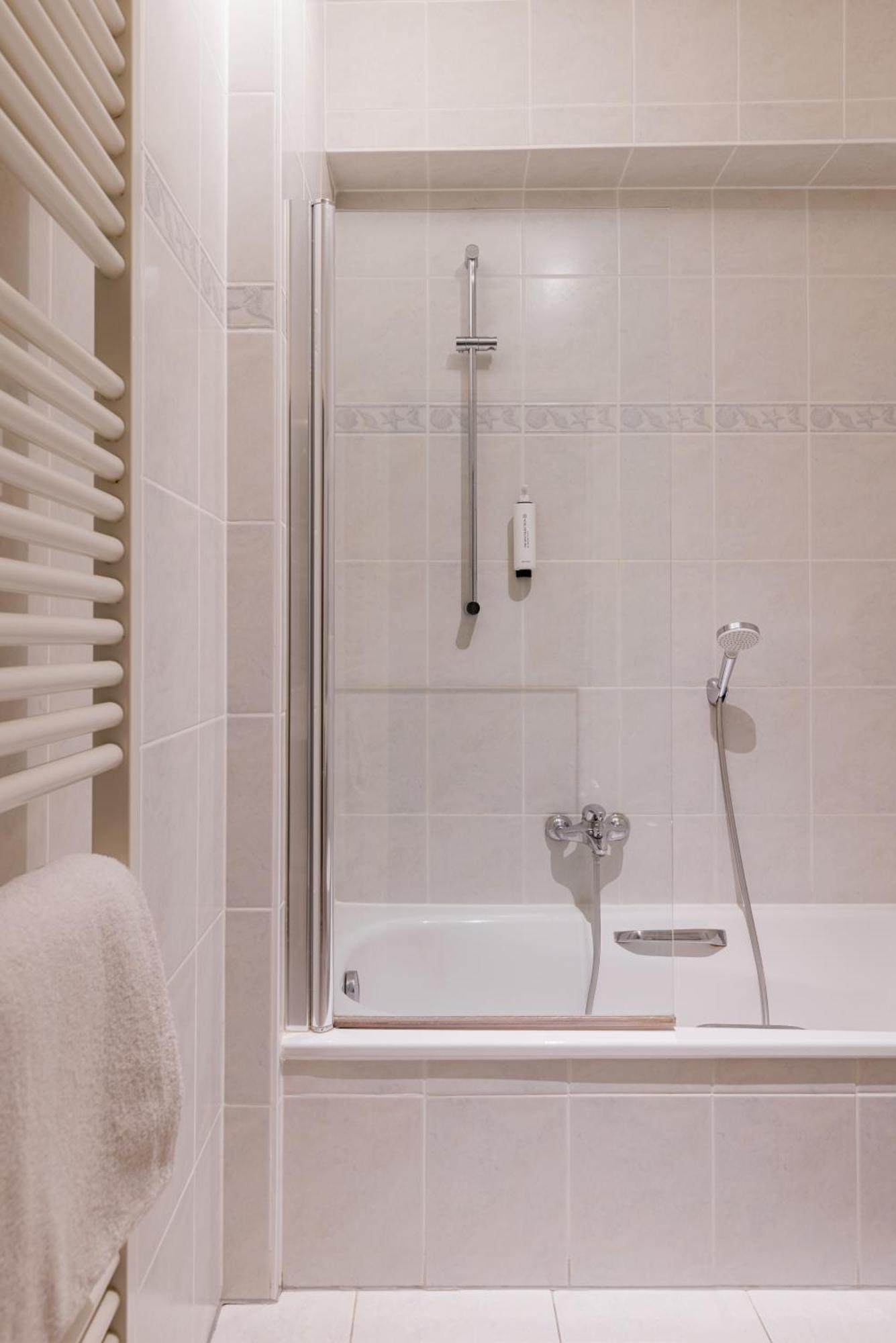 Hotel Corner House By Wp Hotels Blankenberge Bagian luar foto